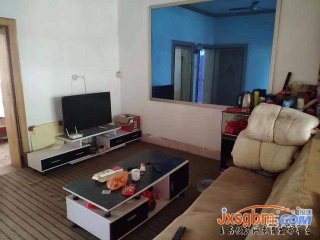 上高四中對面2樓簡裝三房帶兩個地下室有證包過戶急賣