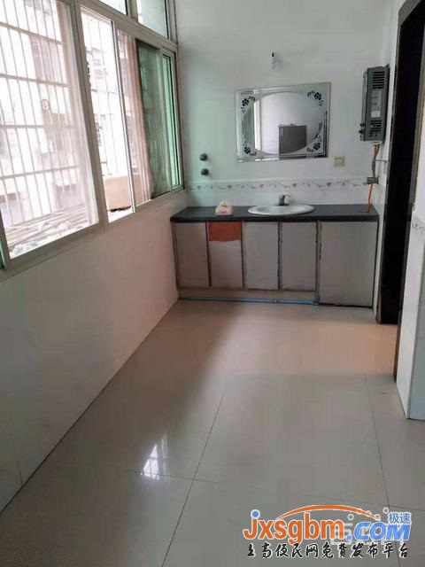 上高蘭家大道第一排3樓大戶有空調床等適合商住急租