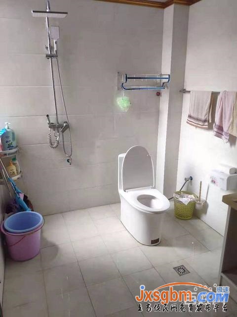 上高歐錦名城前年裝修僅住一個月帶車庫有露臺送家私急賣