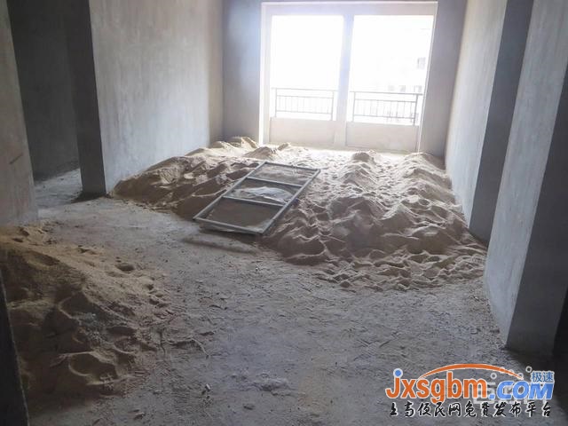 上鼎國際毛坯三房兩廳兩衛陽光好證件已出可按揭近六中