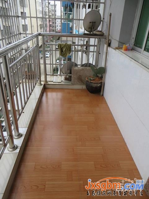 上高段家新苑4樓屋內清爽家具家電全配(兩空調三床好停車