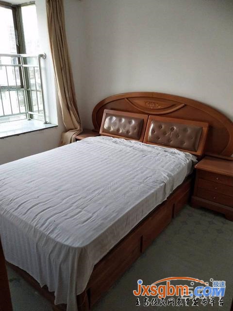 上高惠興花苑4樓兩室配有部分家具家電好停車