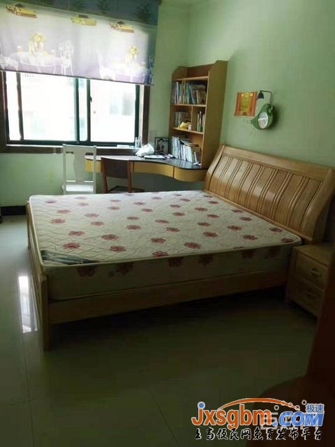 上高正陽小區2樓精裝二樓三室全配兩空調三床好停車