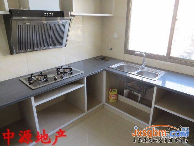 上高朗潤超市旁3樓三室兩衛家私全配三空調三床光線好