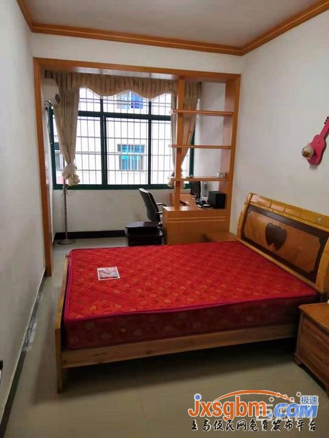 上高國際文苑二樓三室家具家電全配(三空調三床)帶車庫