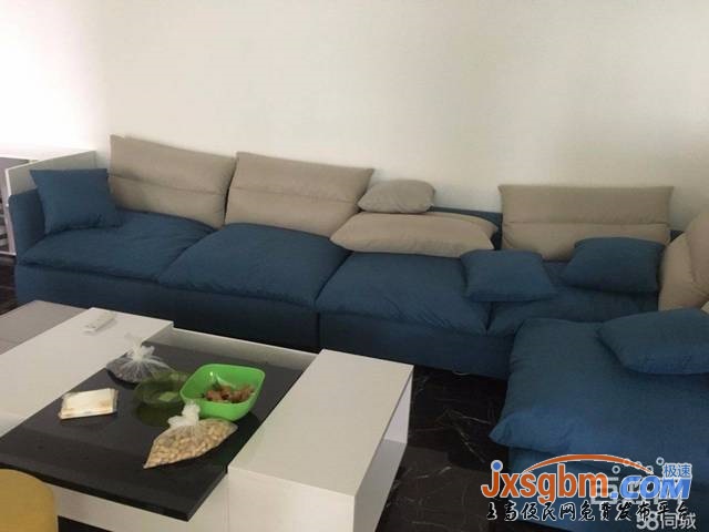 上高朗潤超市樓上精裝兩房送家具家電帶車位三證包過戶