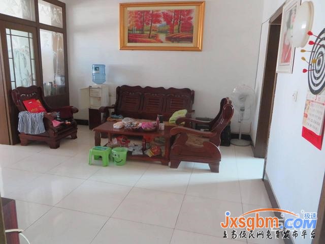 上高金色家園精裝修四房送家具家電帶車庫三證可按揭