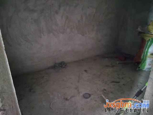 上高新城區萬家毛坯三房帶車庫18萬地段好陽光充足