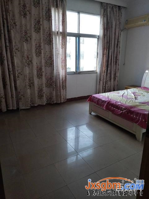 上高朗潤超市旁普裝4樓三室家私全配兩空調帶車庫安靜