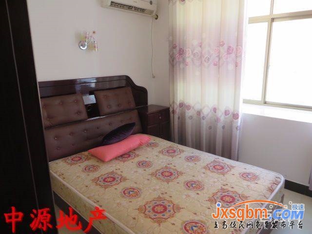 上高朗潤超市旁3樓三室兩衛家私全配三空調三床光線好