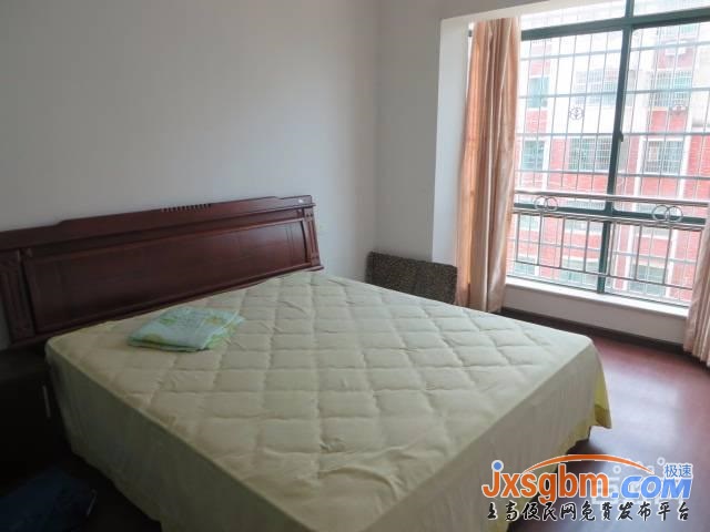 上高正陽小區4樓裝修三房產權車庫19平地段好讀書近