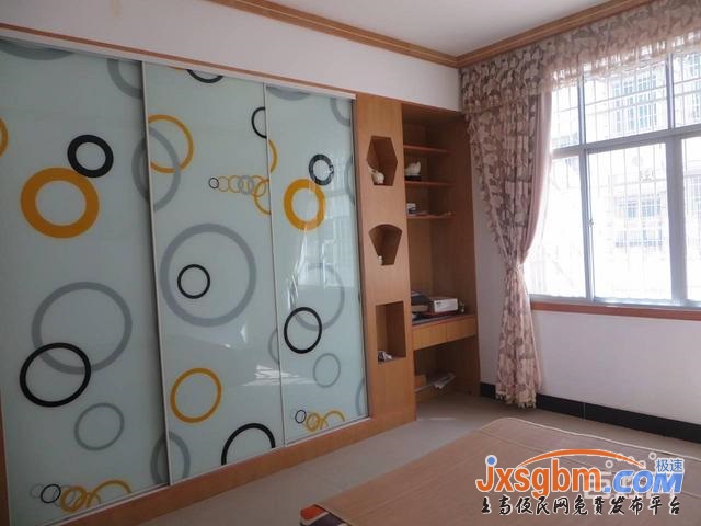 上高錦豐路普裝5樓三室除空調電視外都有帶地下室好停車