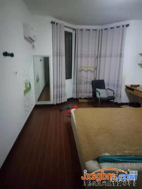 上高錦都圣地雅閣二樓三房家具家電全配用天燃氣好停車