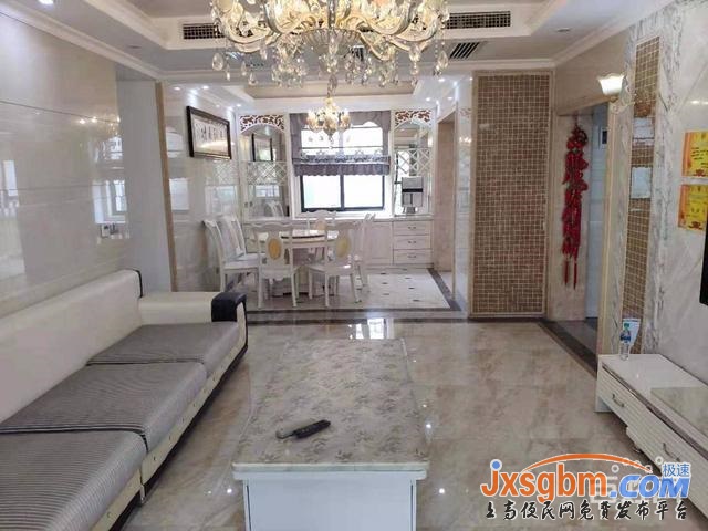 上高花園樓梯房三樓精裝四房帶中央空調三證滿2年柴棚10平