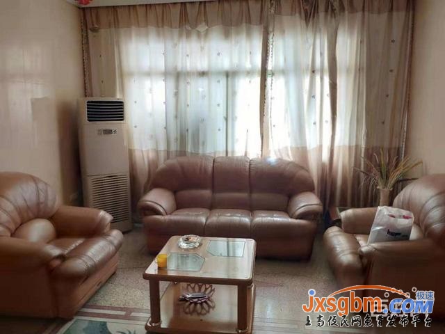 上高長途車站附近二樓三室配家具家電(兩空調三床)