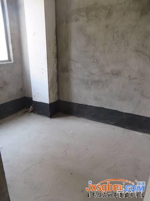 上高錦江豪庭中間層毛坯三房有贈送帶車庫三證可按揭