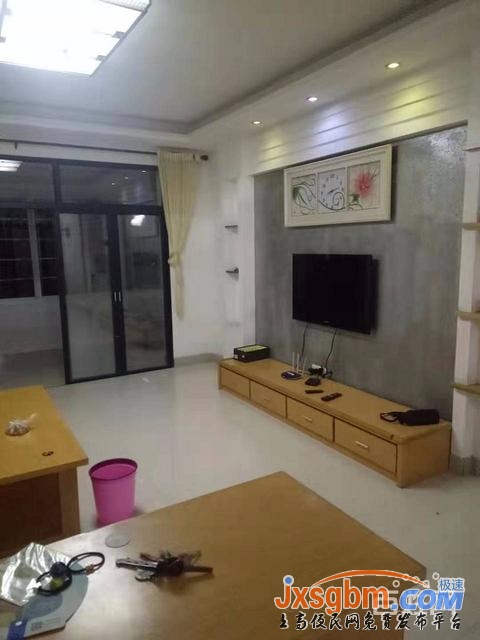 上高錦都圣地雅閣二樓三房家具家電全配用天燃氣好停車