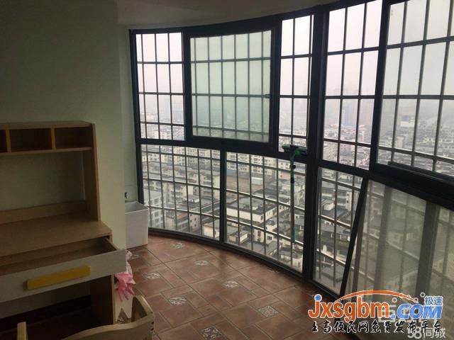 上高朗潤超市樓上精裝兩房送家具家電帶車位三證包過戶