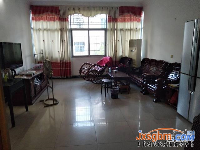 上高鏡山商城3樓三室家具家電全配(兩空調三床用燃氣