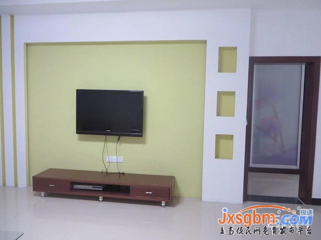 上高銀海超市旁4樓三室家私全配(兩空調兩床)帶柴棚用燃氣