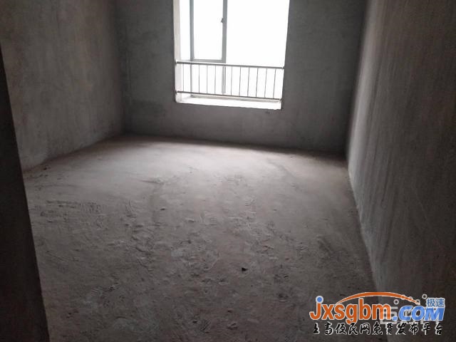 上高濱江一號毛坯三房有贈送好樓層讀六中三證滿2年