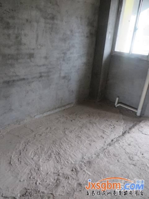 上高榮盛華府三樓毛坯三房帶車庫三證可按揭小區環境好