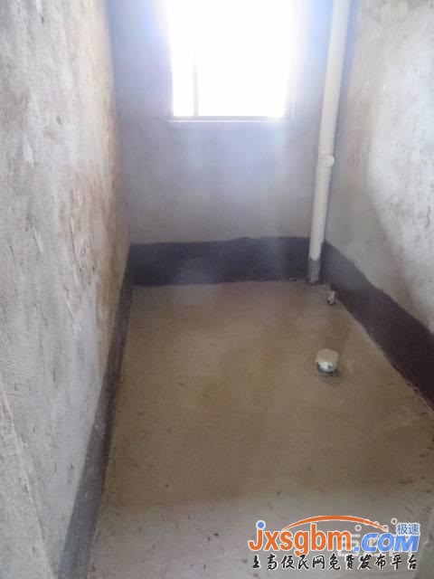 上高濱江一號毛坯三房帶車庫83萬三證滿2年可按揭