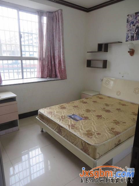 上高芙蓉佳苑2樓精裝三室送家私產權車庫32平讀書近