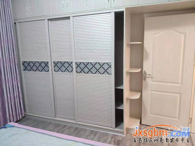 上高建設北路三樓新裝修送新家具證件齊全可按揭讀書近