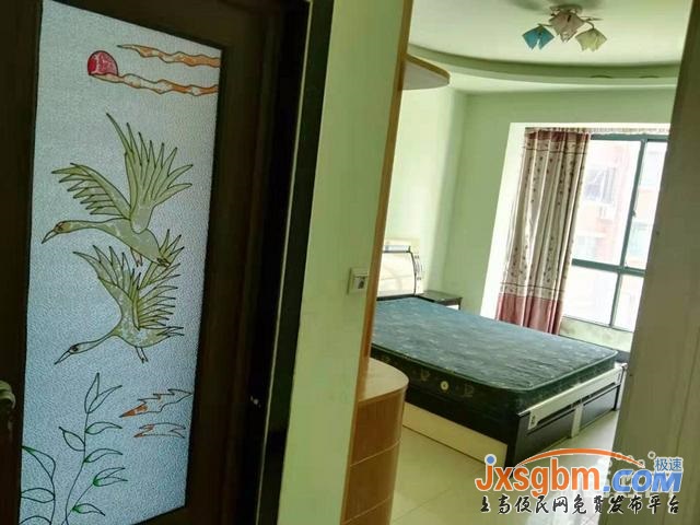 上高正陽小區2樓精裝二樓三室全配兩空調三床好停車