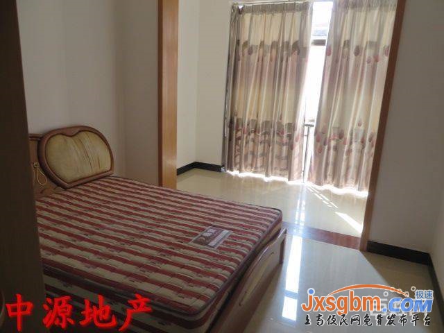 上高朗潤超市旁3樓三室兩衛家私全配三空調三床光線好