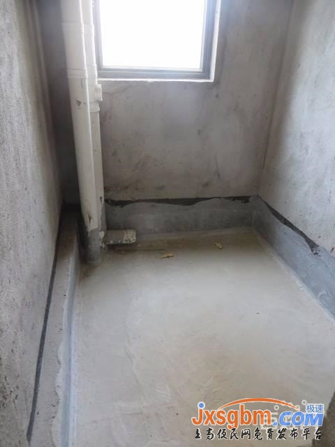 上高錦江豪庭中間層毛坯三房有贈送帶車庫三證可按揭