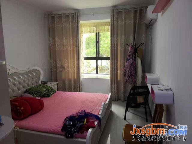 上高金領國際精裝22萬花園七十平證件已出地下室十平