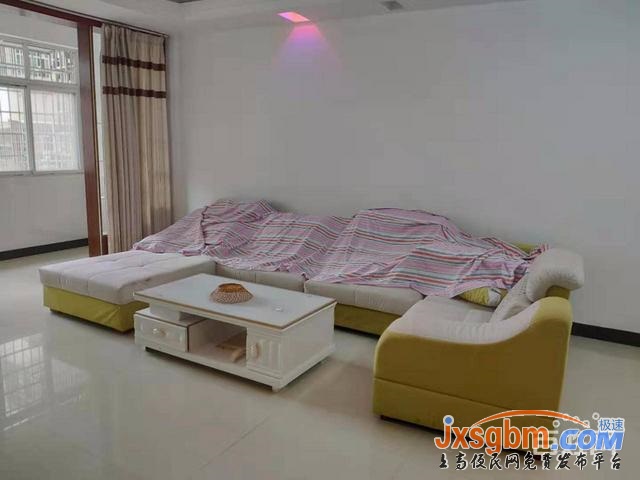 上高朗潤超市旁3樓普裝三房無暗間帶車庫證件全包過戶