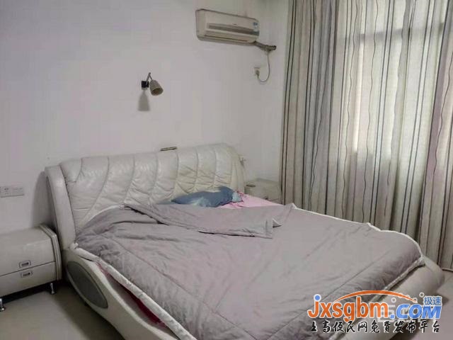 上高蘭家大道5樓清爽裝修家具家電全配兩空調兩床好停車