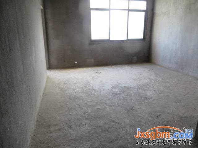 上高世紀豪庭好樓層毛坯三房帶車庫證件滿5年可按揭