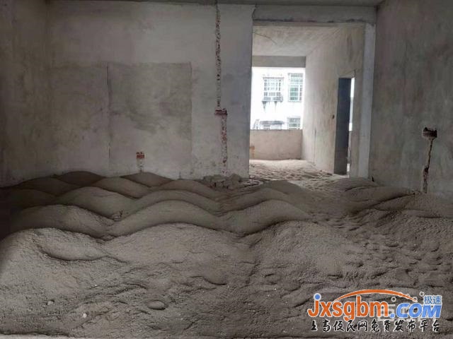 上高蘭家大道5樓毛坯三房兩衛地下室10平證件齊全可按揭