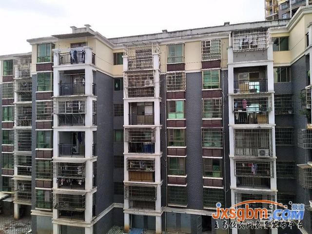 上高惠興花苑4樓兩室配有部分家具家電好停車