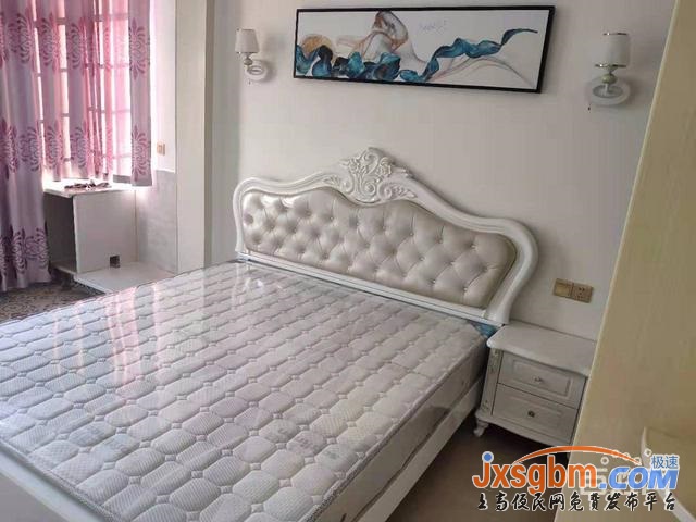 上高學園路三樓三房新裝修送新家具帶地下室三證讀書近可按揭