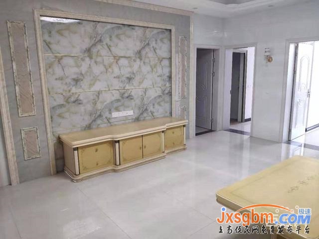 上高沿江東路三樓新裝修未入住三證包過戶可按揭用燃氣