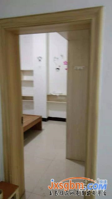 上高四中對面2樓小戶配有壁櫥床熱水器油煙機可做飯