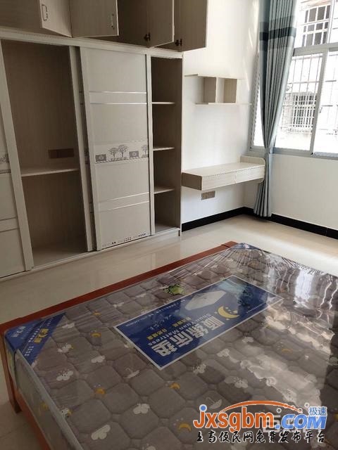 上高友誼路精裝修三房全新家具家電全配用天燃氣首次發租