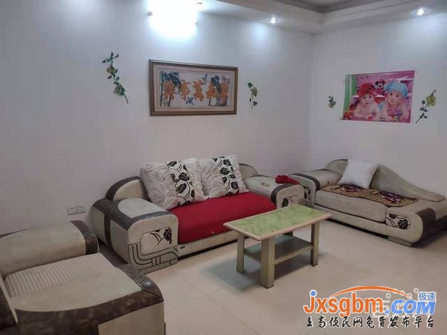 上高西站附近普裝三房無暗間地下室7平三證商品房可按揭