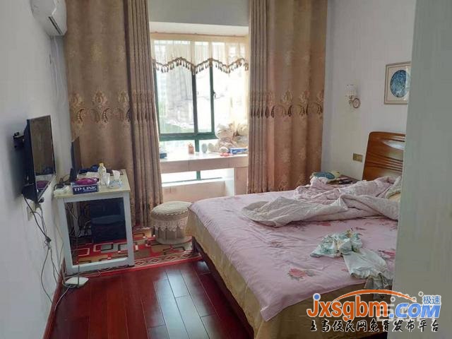 上高高盛歐錦名城二樓去年精裝送家私三房送100平使用