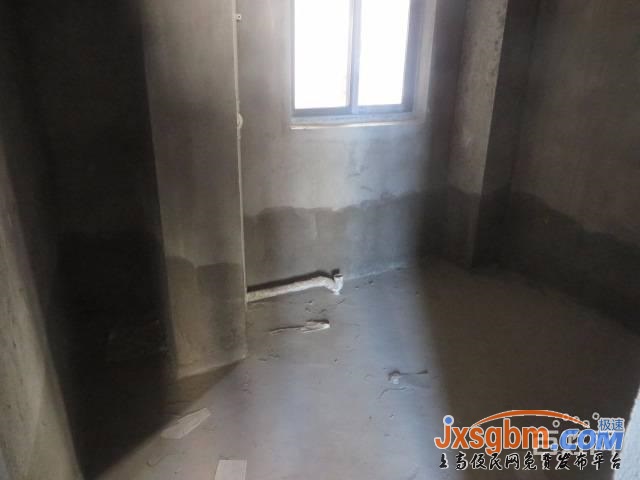 上高匯錦城毛坯107平兩房有贈送可改三房證件全可按揭