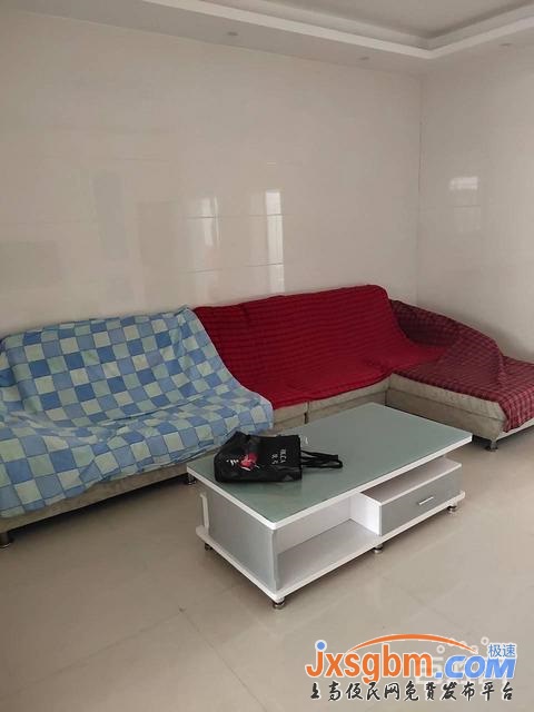 上高友誼路精裝修三房全新家具家電全配用天燃氣首次發租