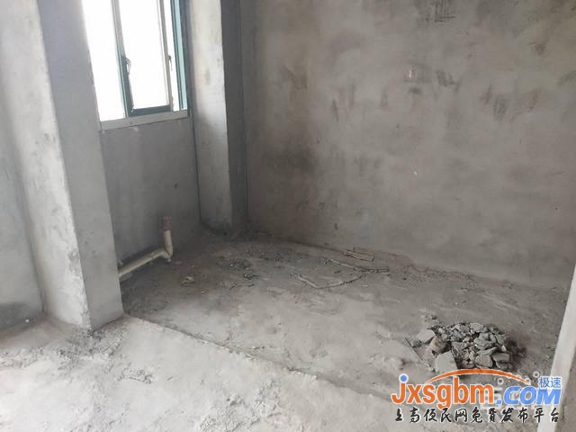 上高榮盛華府毛坯復式房三證小區環境好停車方便