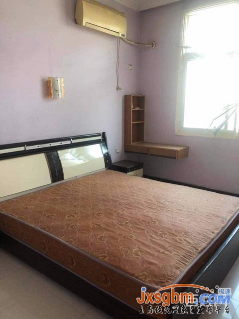 上高華盛酒店附近5樓三房朝南家具家電全配兩空調三床