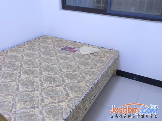 上高大公館清爽裝修三房家具家電全配(兩空調三床好停車