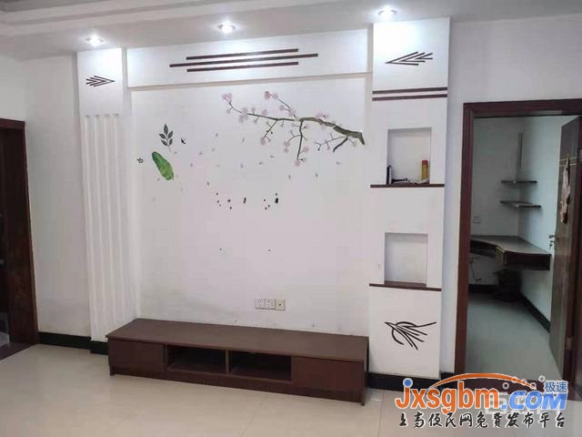 上高西站附近普裝三房無暗間地下室7平三證商品房可按揭